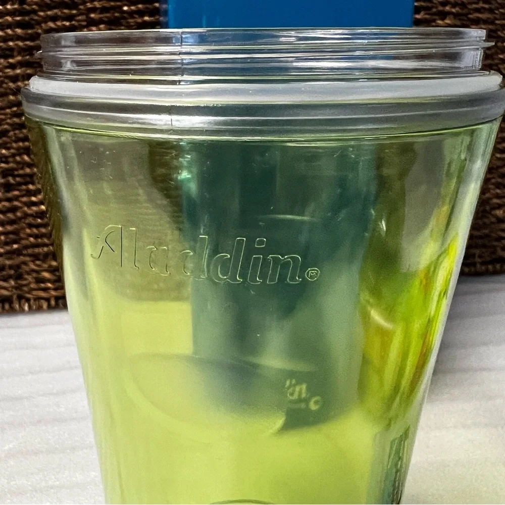 Aladdin Salad & Go Insulated Container 25 Ounce With Box Never Used 2006